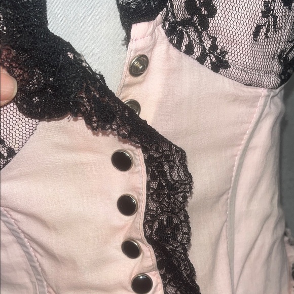 Vintage Lip Service Rosary’s Garden Blush and Black Lace Corset - Picture 4 of 6